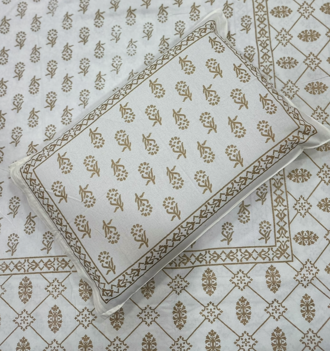Golden Bloom Hand-Block Printed Pure Cotton King Size Bedsheet with Pillow Covers JUTONWeaves