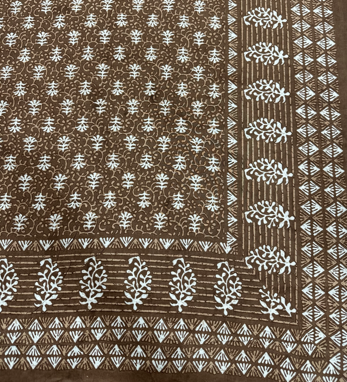 Cotton Brown Floral King Size Bedsheet with Matching Pillow Covers | Handblock Inspired Print JUTONWeaves